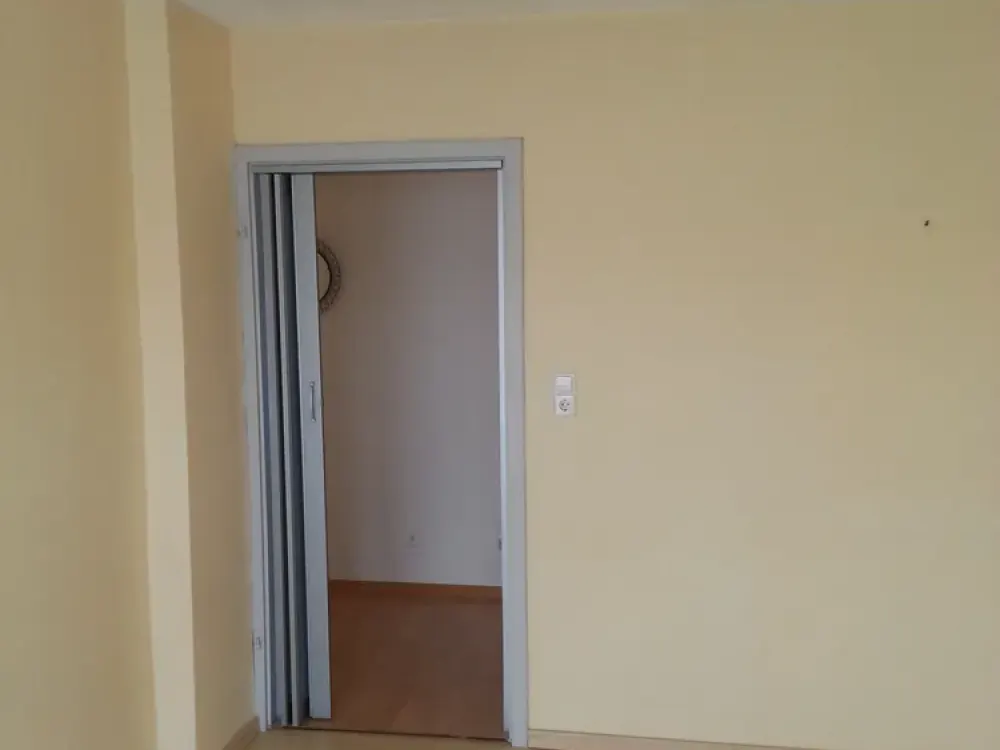 Kompaktes Wohnen: Ein-Zimmer-in WG in Au am Rhein