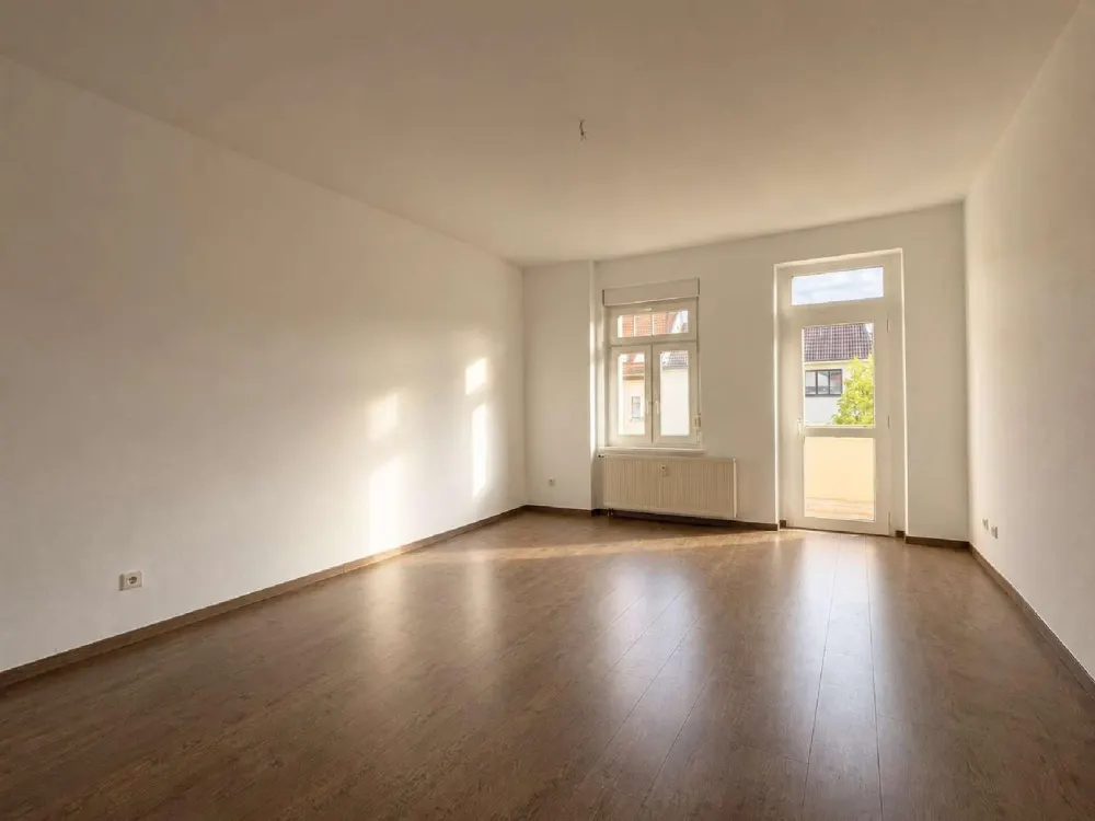 Maisonettewohnung mit zwei Balkonen und großer Küche im wunderschönen Gohlis!