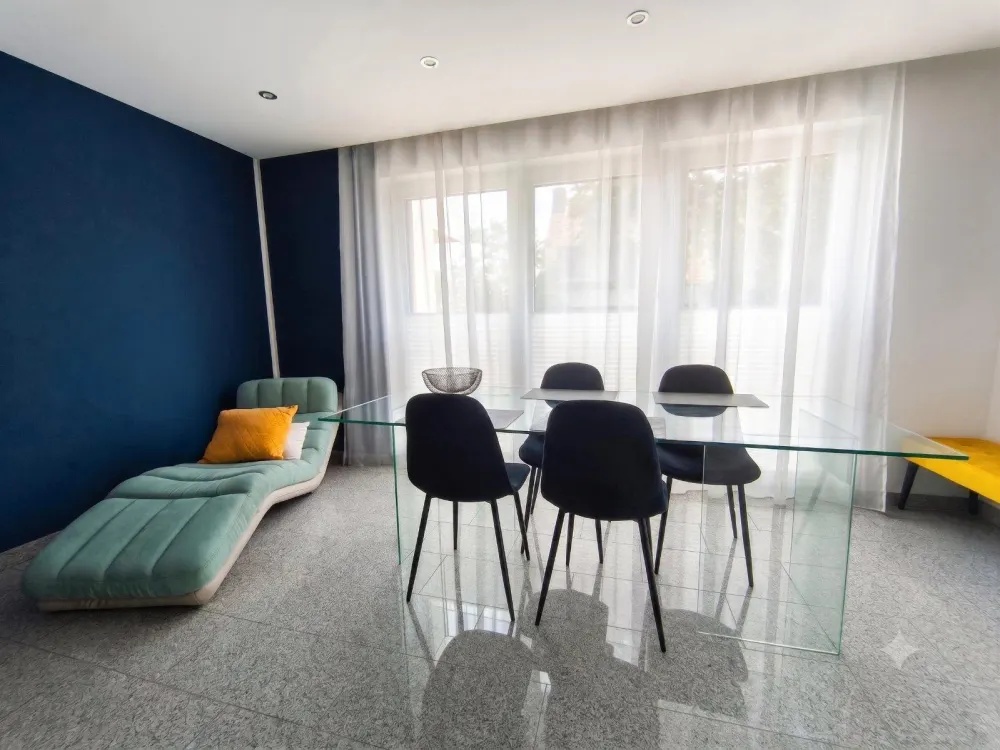Möblierte 3 Zimmer Wohnung in Meerbusch Büderich