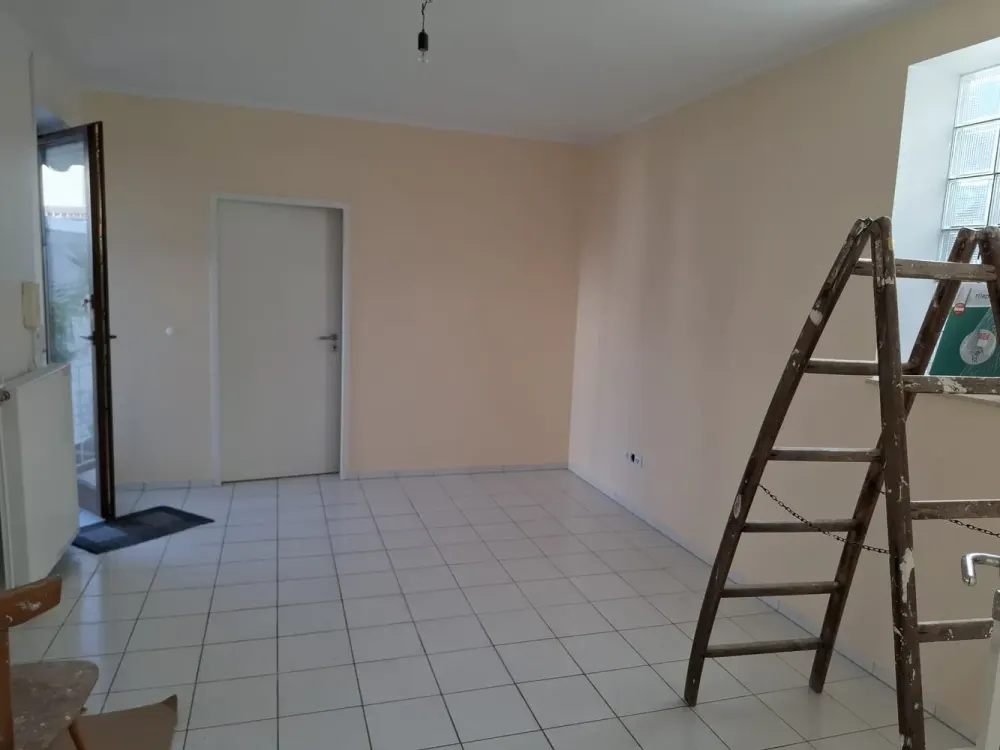 Serious Quiet Tenants Wanted