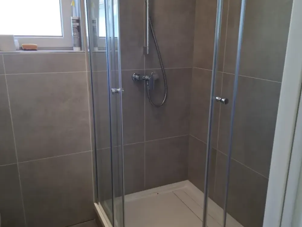 Serious Quiet Tenants Wanted