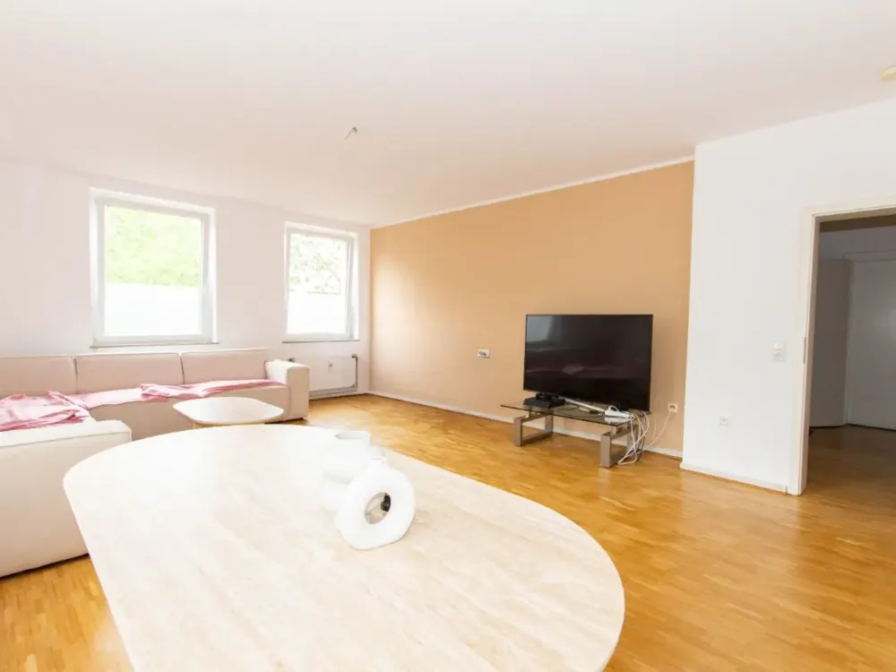 Wunderschöne Altbauwohnung mit viel Platz! #kleiner Balkon