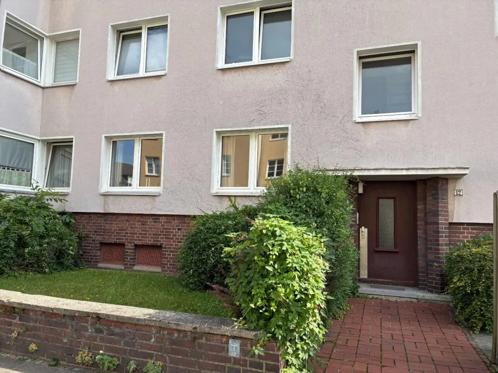 Helles 2-Zimmer-Dachgeschoss in Hannover-List mit Dachküche