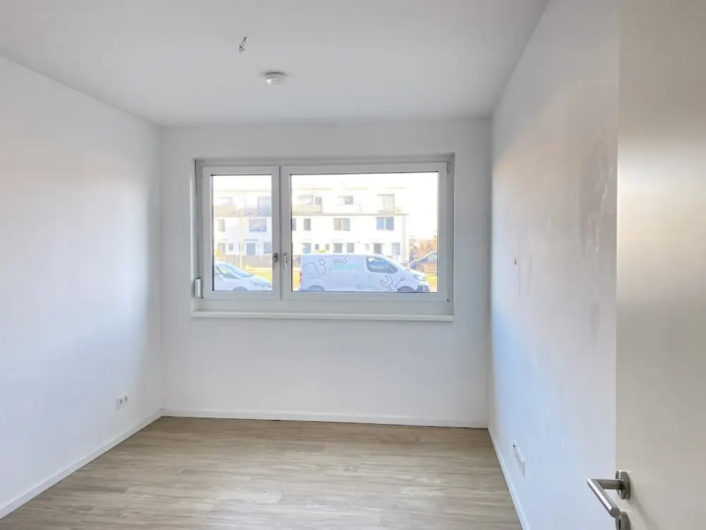 Helle 2-Zimmer-Wohnung mit Tageslichtbad, barrierefreie Objektgestaltung - provisionsfrei