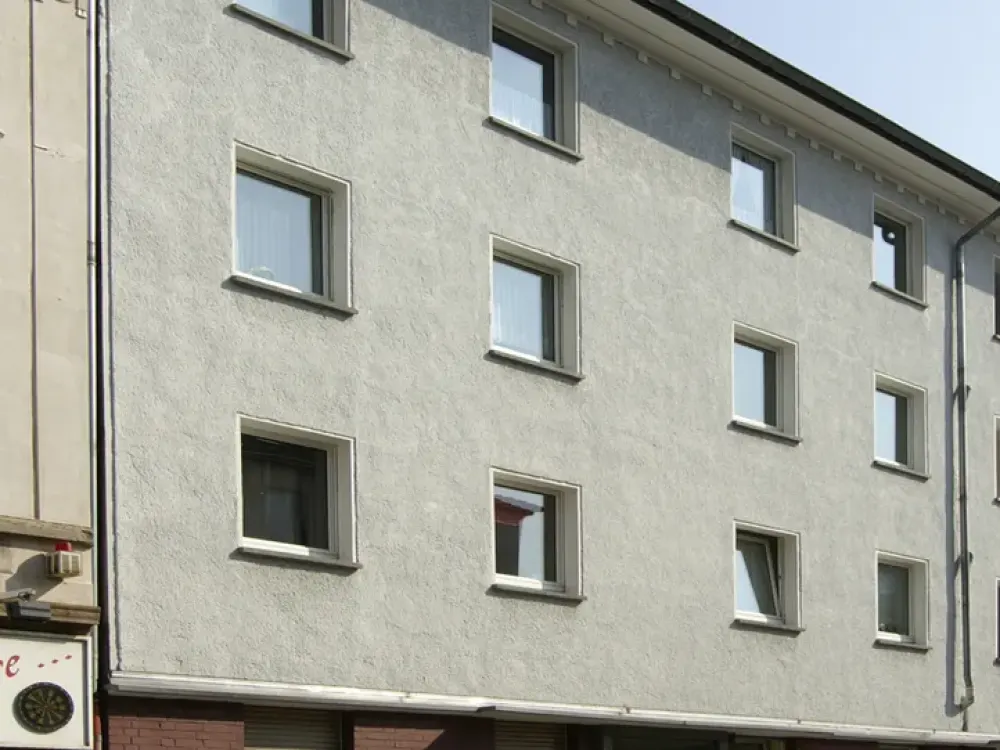 Schöne 2-Zimmer-Wohnung mit Balkon im 3.OG mit Starterbonus