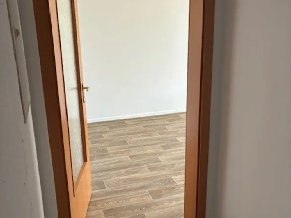 Schöne 2-Zimmer-Wohnung mit Balkon im 3.OG mit Starterbonus