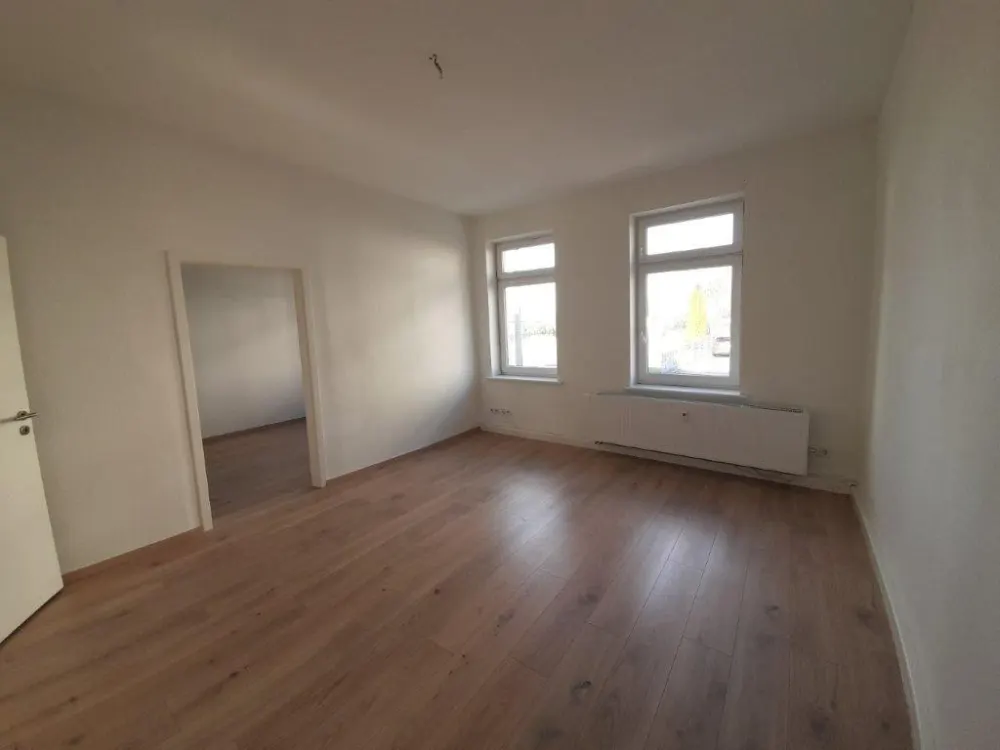 +++ 3 Raumwohnung mit EBK +++