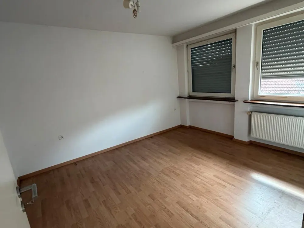 Attractive 2-Room Apartment with Balcony in Saarbrücken