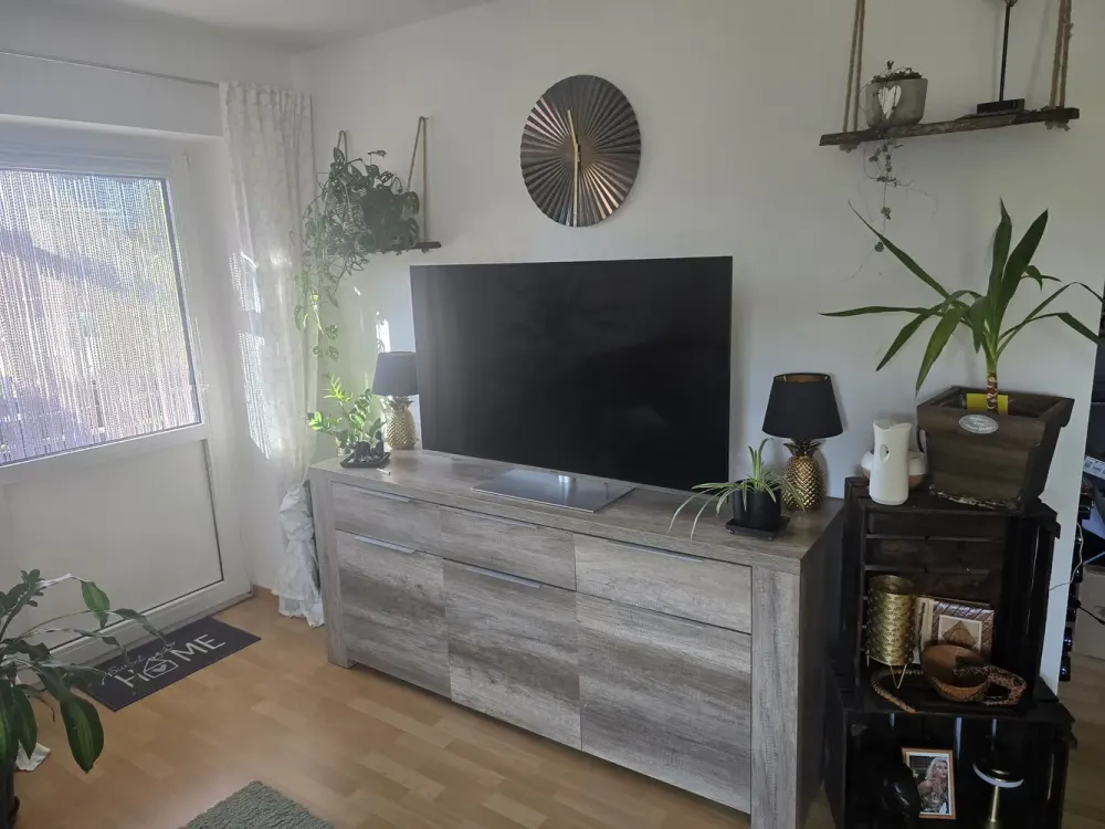 Home with Two Rooms in Sarstedt