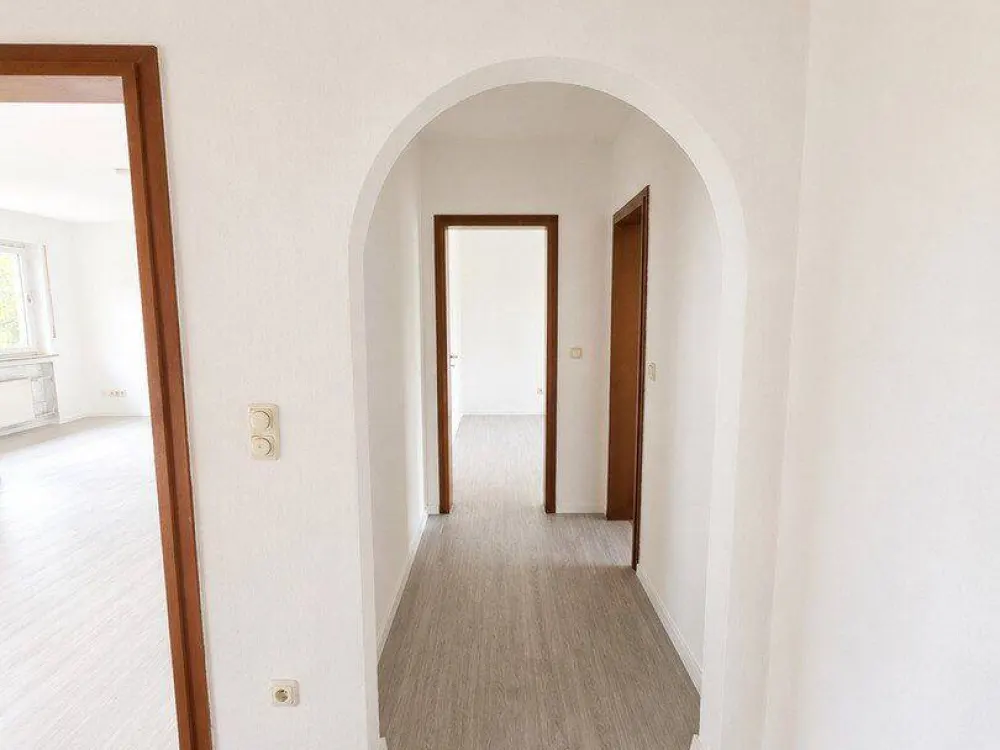 Jobcenter - ??? ???? - ?????????: Neue Wohnung für Ihre Familie - ideal für 4 Personen
