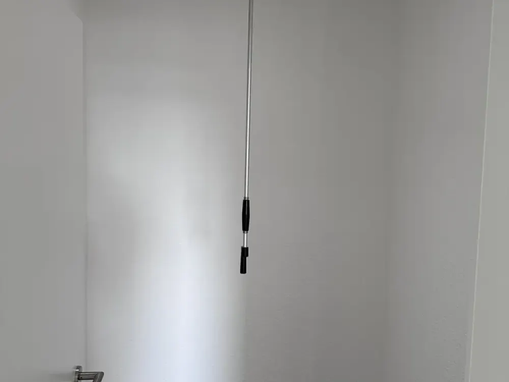 Modernes Penthouse über den Dächern von Urbach mit riesiger Dachterrasse: komplett Saniert