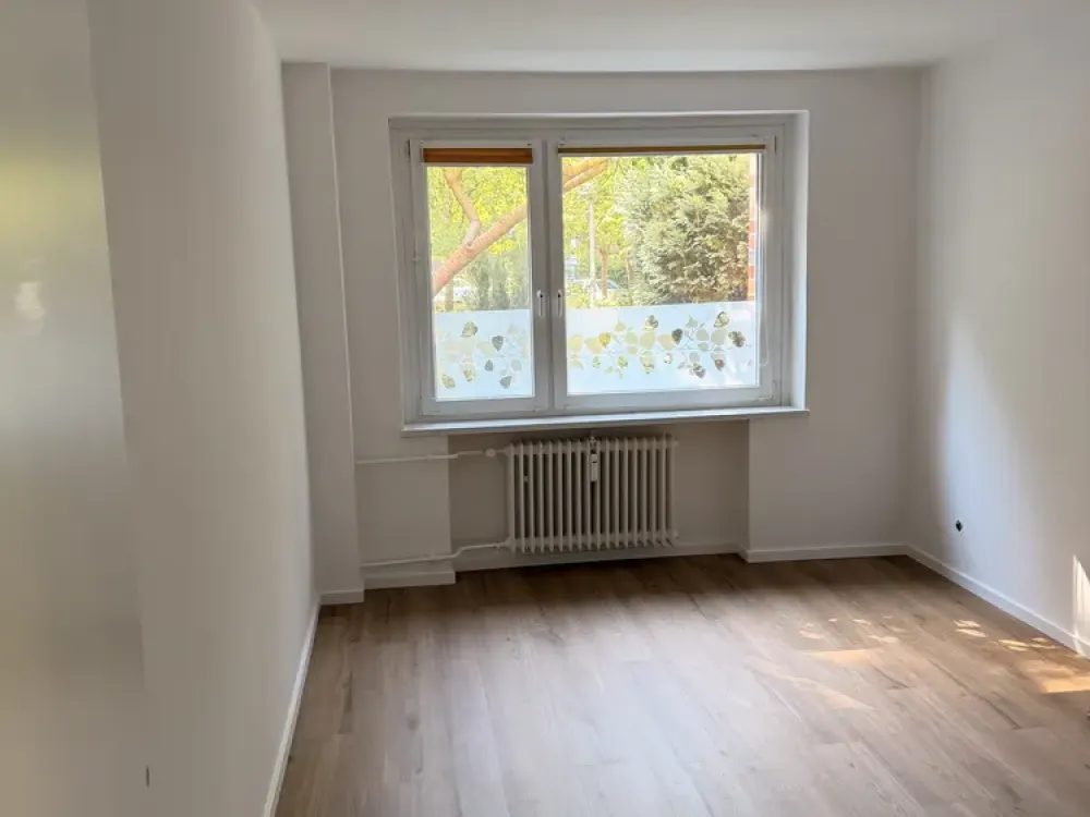 Frisch sanierte 2-Zimmer-Wohnung in Wedel