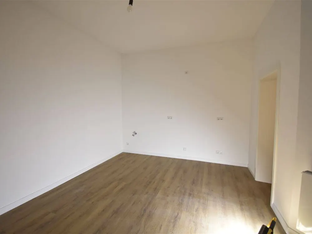 D-Altstadt! Sanierte 2-Zi-EG-Whg im ruhigen Hinterhof