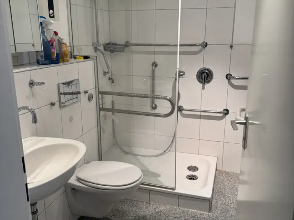 3-Zimmer-Wohnung mit Balkon in Oberkassel
