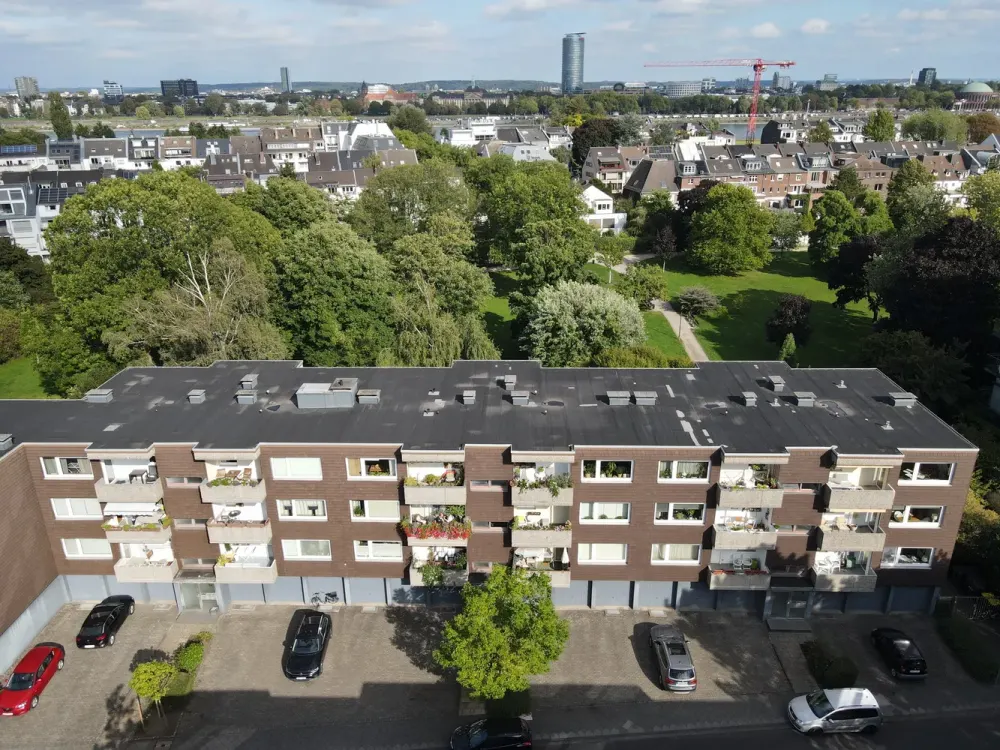3-Zimmer-Wohnung mit Balkon in Oberkassel