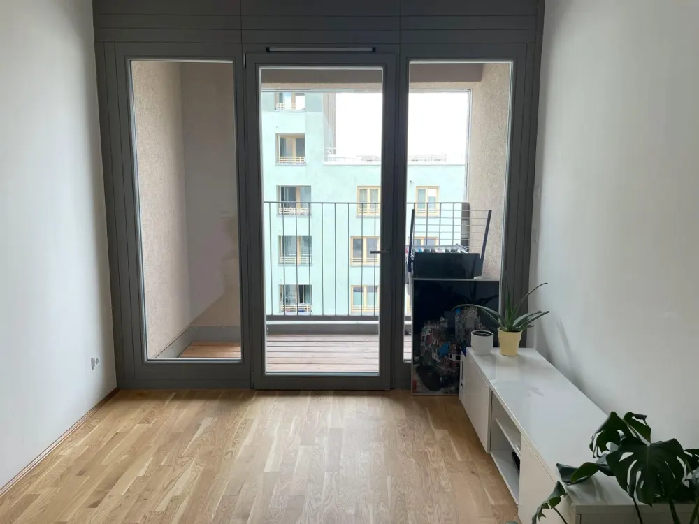1 Zimmer Wohnung für 3 Monate oder nach Vereinbarung