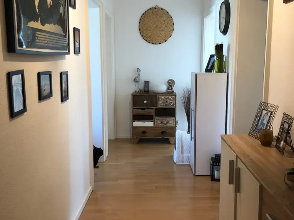 Bright 2-Room Apartment - Beautiful Large Balcony