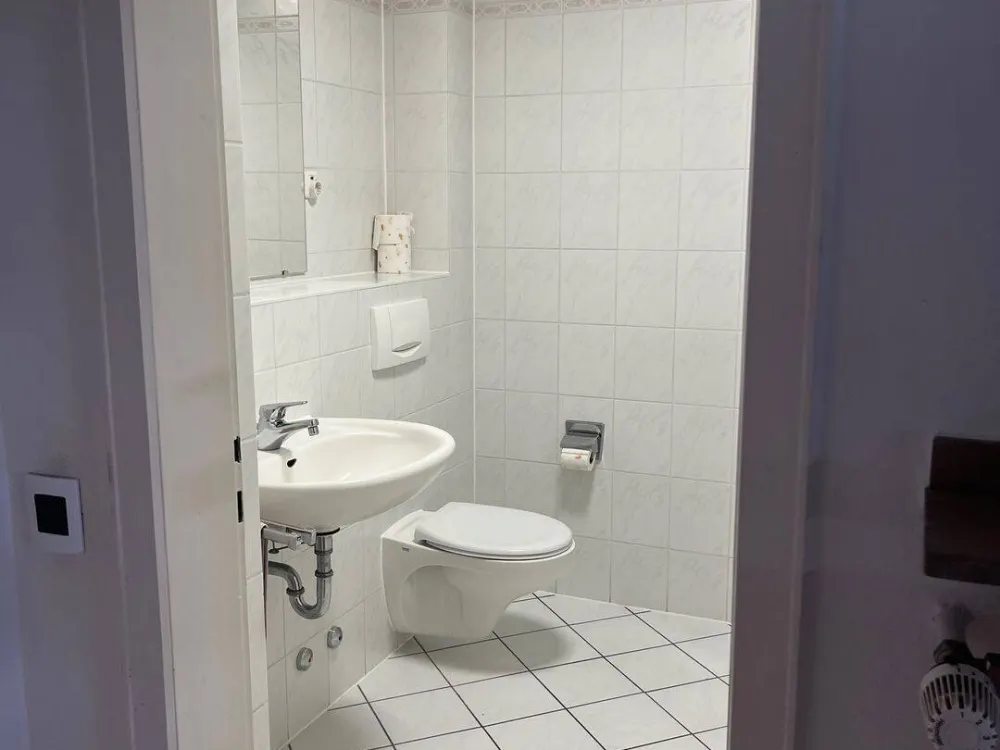 Three-Room Apartment in Höhenhaus