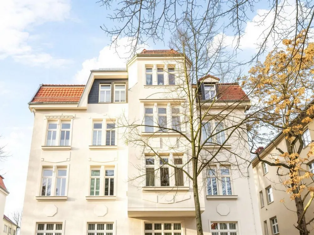 Inkl. EBK und Balkon!