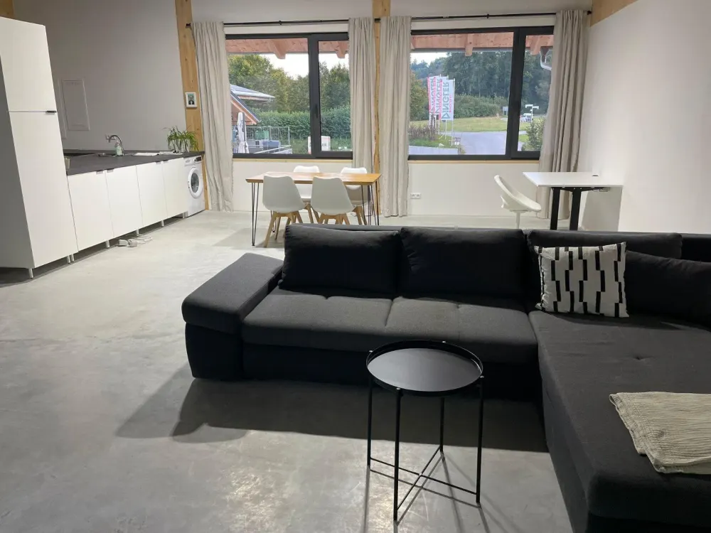 1 Zimmerwohnung, nur an Firmen zu vermieten (mit MwSt.)