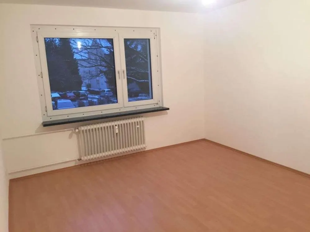 Schöne 3 Zimmer Wohnung in guter Lage von Eckenheim