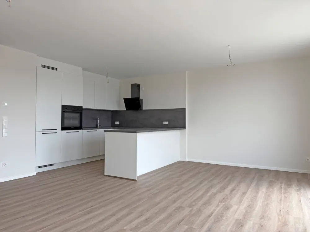 Moderne Neubau-Maisonettewohnung mit Balkon