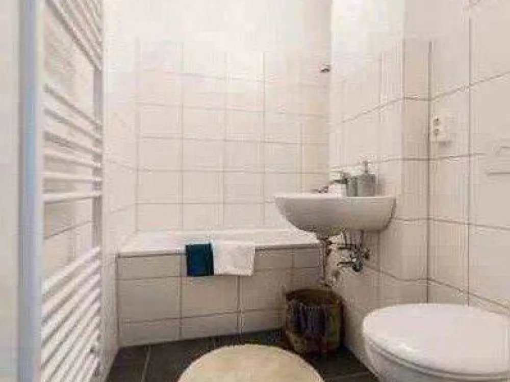 Helle 2-Zimmer-Wohnung mit Süd-Loggia und Aufzug in Köln-Bocklemünd!