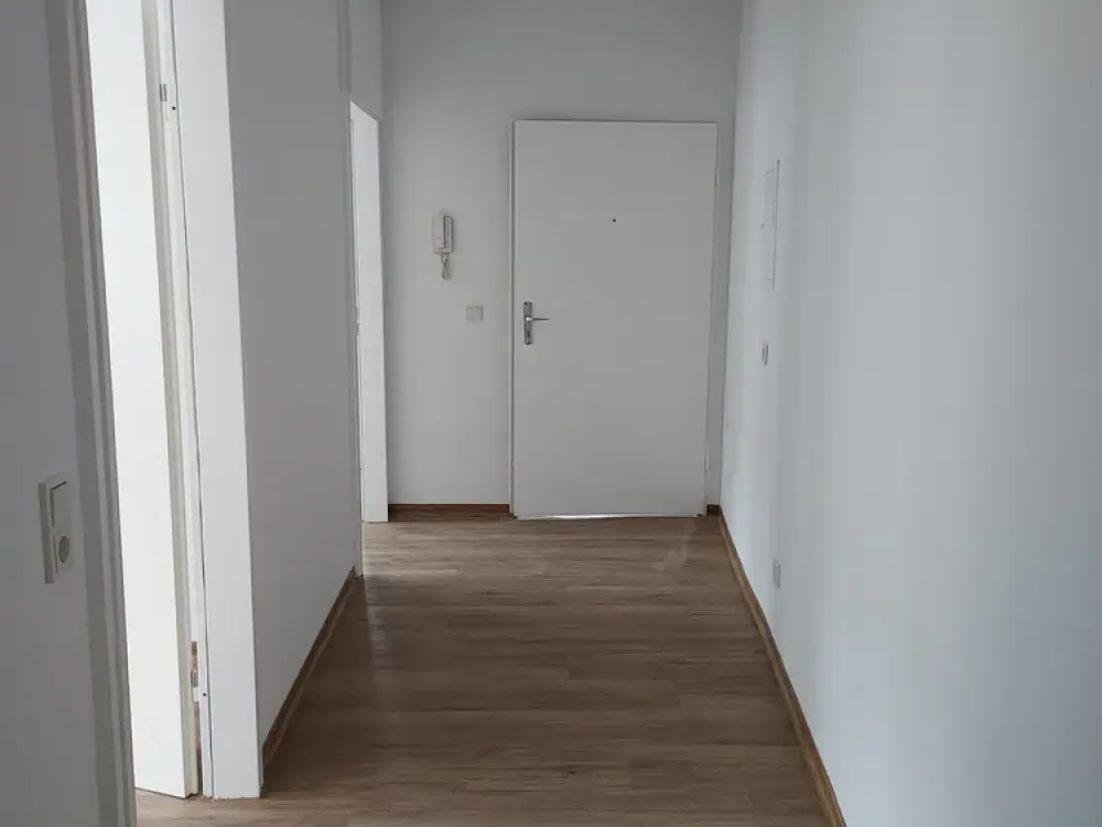 Alt-Saarbrücken, 2-room apartment 64 m², Large roof terrace 40 m²!