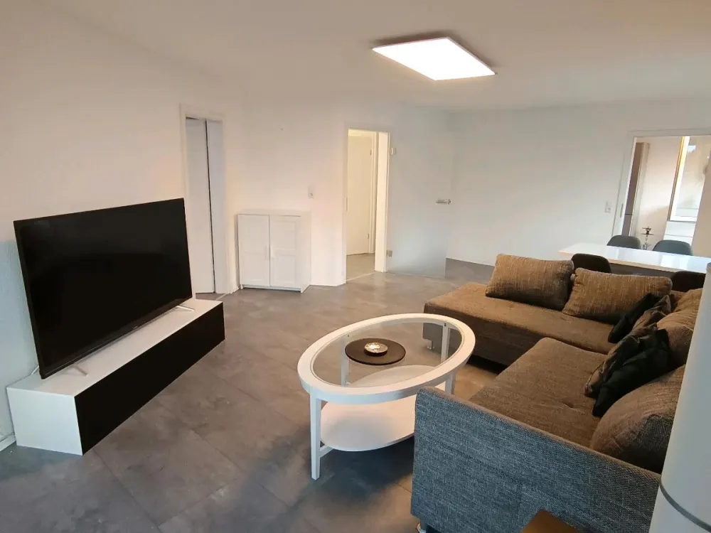 Hochwertige möblierte, moderne 2,5Zimmer Wohnung in Ludwigsburg