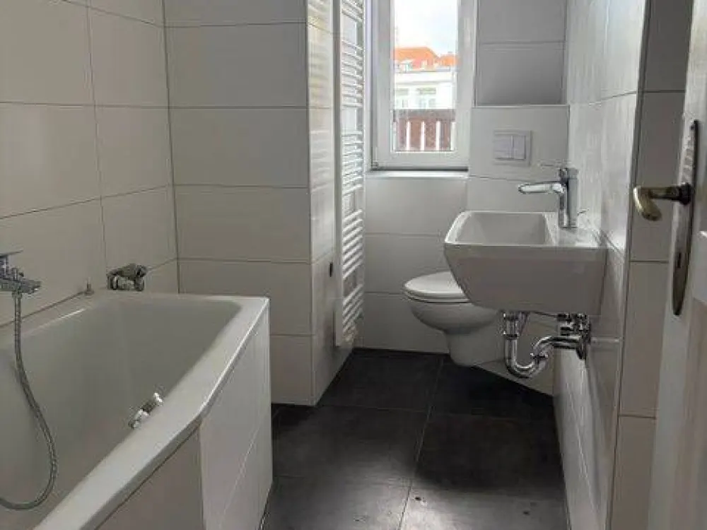 sanierte 4-Raum-Wohnung in Erfurt