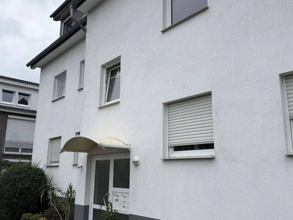 2 Zimmer Balkonwohnung mit Einbauküche in Bremen, Huchting