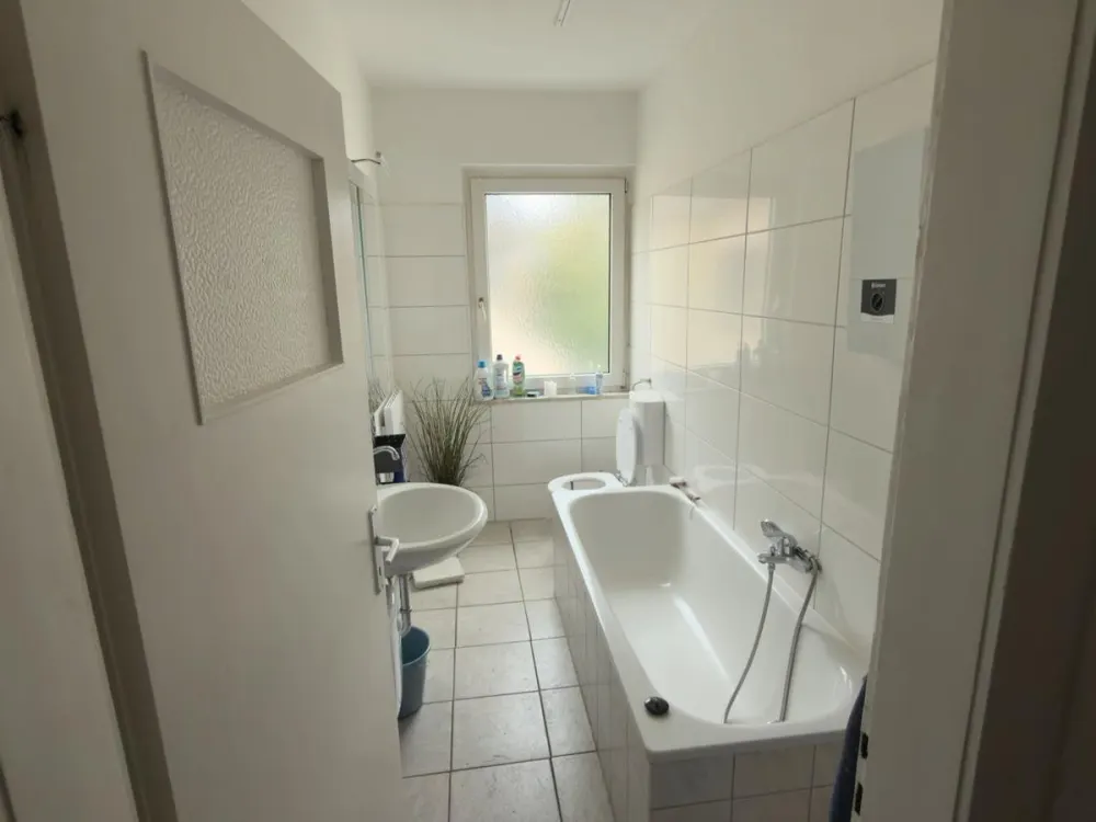 Schöne Helle 3 Zimmer Wohnung Zu Vermieten