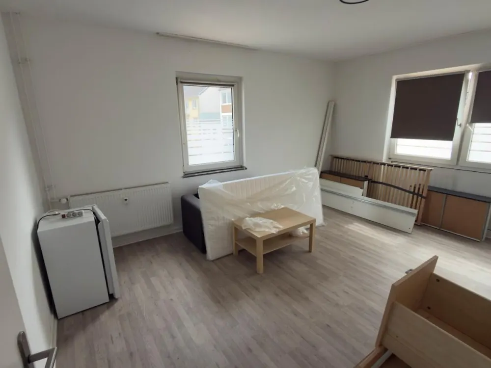 Schöne Helle 3 Zimmer Wohnung Zu Vermieten