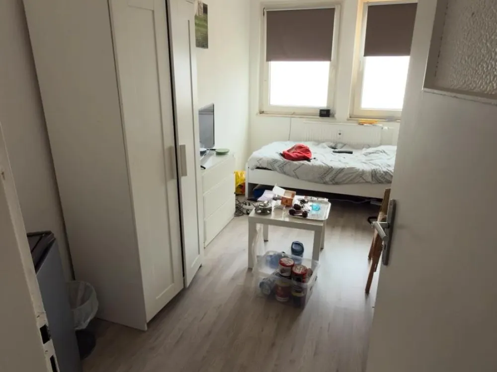 Schöne Helle 3 Zimmer Wohnung Zu Vermieten