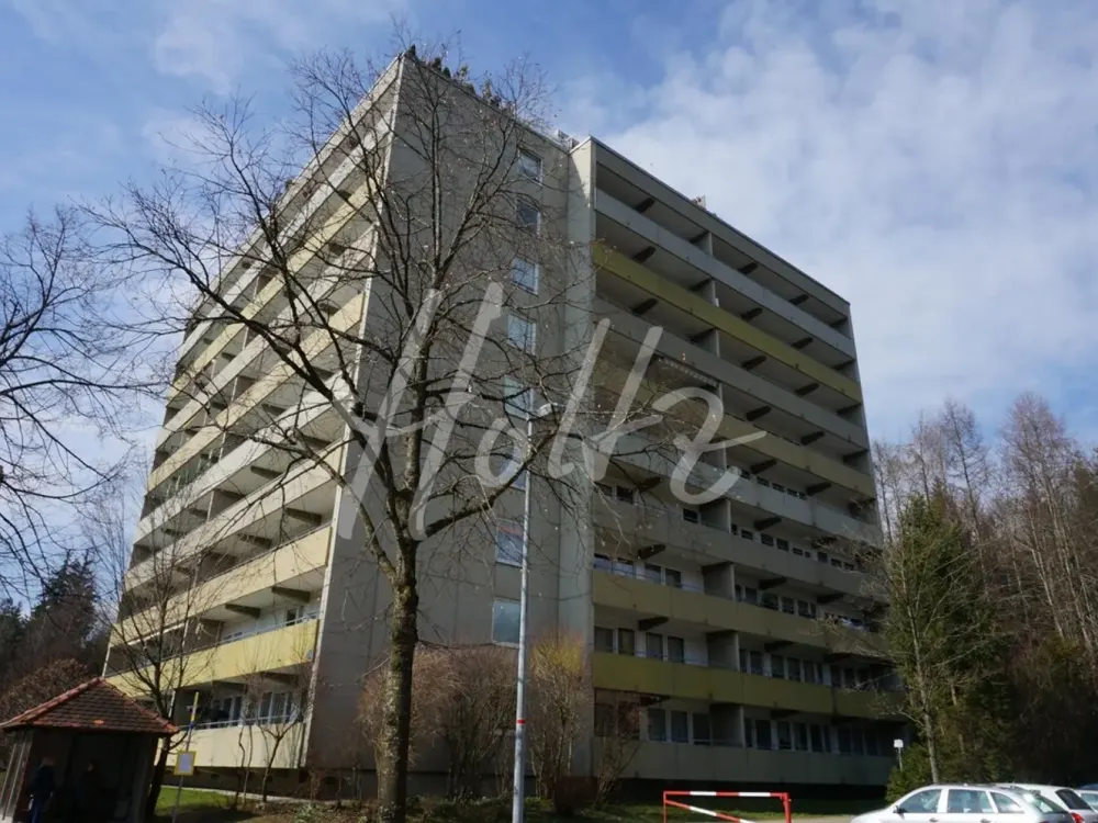 Großzügige 3-Zimmer-Wohnung mit Balkon und Fernsicht in Leutkirch ... kurzfristig beziehbar !!