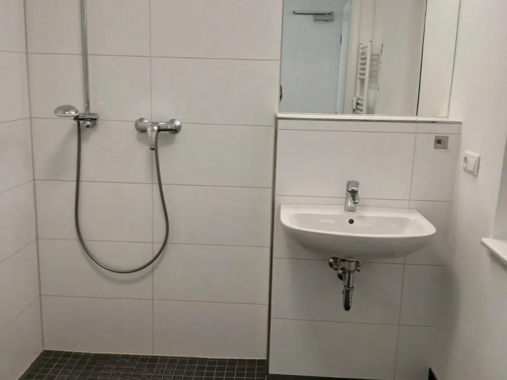 Gemütliche 1-Zimmer-Wohnung mit Balkon, renoviert & bezugsfertig