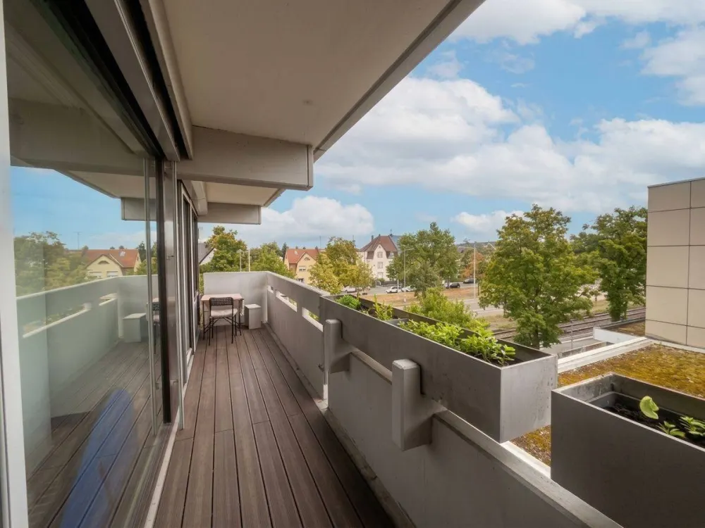 Platz für die ganze Familie: großzügige 4-Zimmer-Wohnung mit Balkon in Knielingen