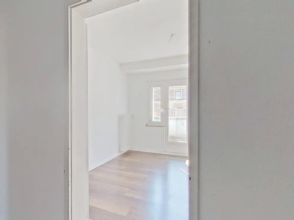 Sonne den ganzen Tag: 4 Zimmer mit 2 Balkonen