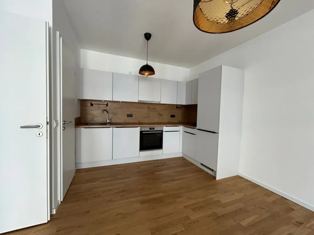 3-Zimmer mit Balkon in Berlin Friedrichshain!