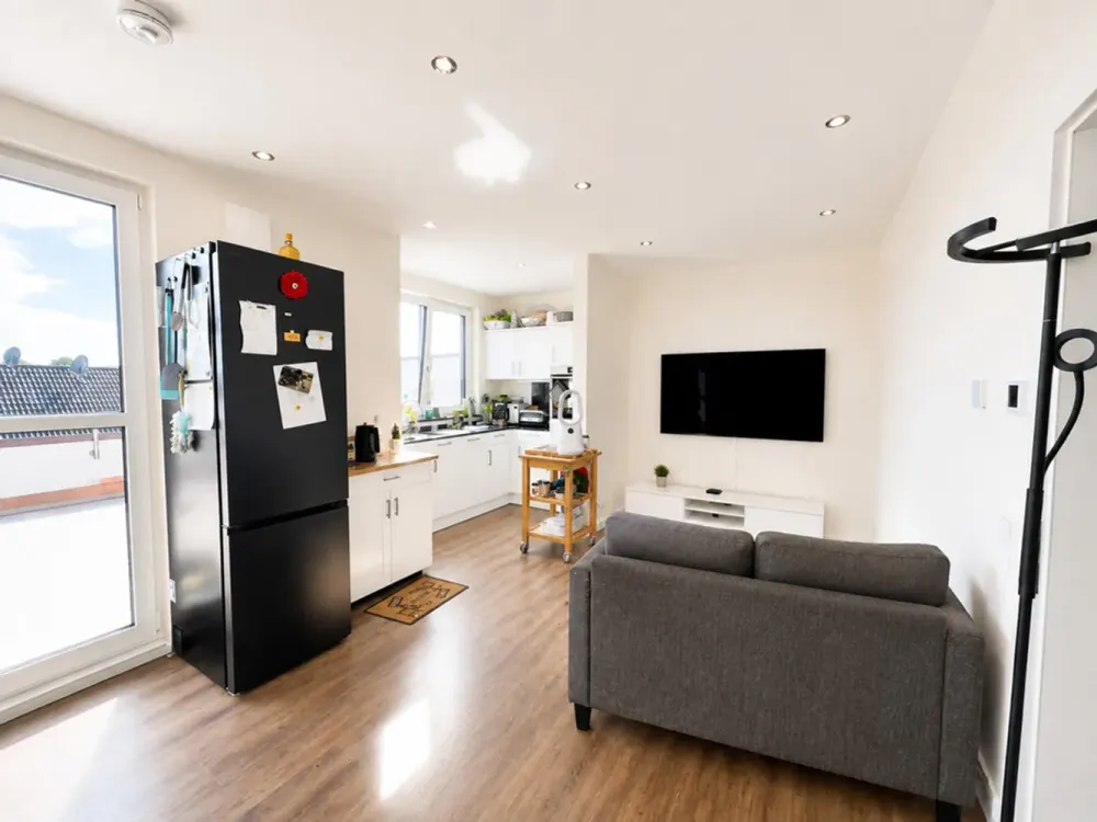 MGF Group: Spacious 2-Room Apartment with Generous 104.74 m² Living/Usable Area.