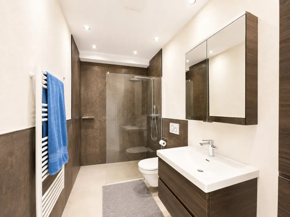 MGF Group: Spacious 2-Room Apartment with Generous 104.74 m² Living/Usable Area.