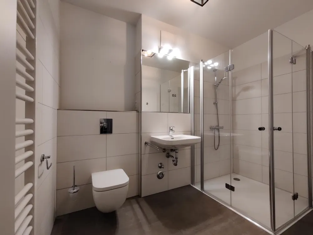 Großzügige 2-Raumwohnung mit Wasserblick am Lindenauer Hafen