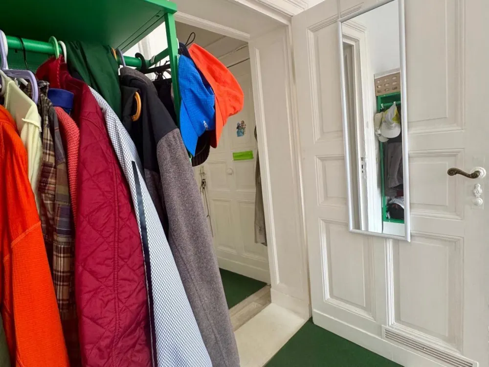 1.5 zimmer Studio Wohnung (OKT-NOV)
