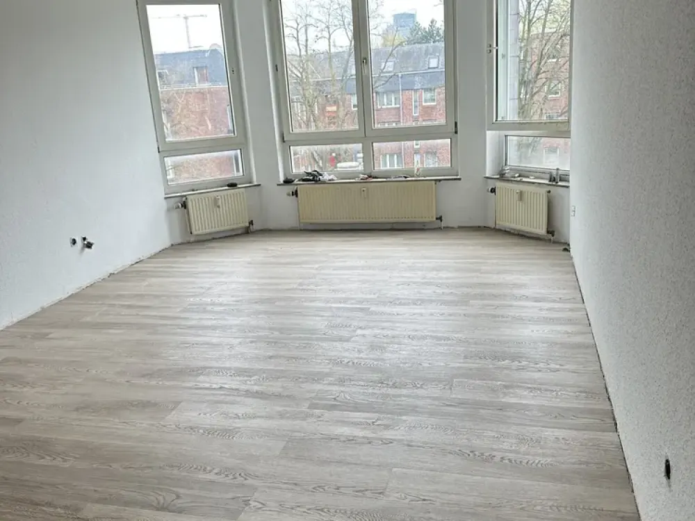 Großzügige 2 Zimmer-Wohnung - WBS erforderlich