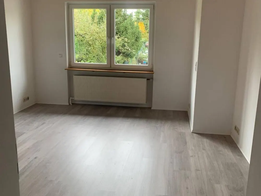 3-room apartment with kitchen and bathroom in Gersweiler