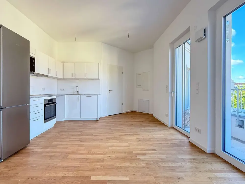 Kompakte Dachgeschosswohnung nah Schloß Charlottenburg - 2,5 Zimmer am Mierendorffplatz