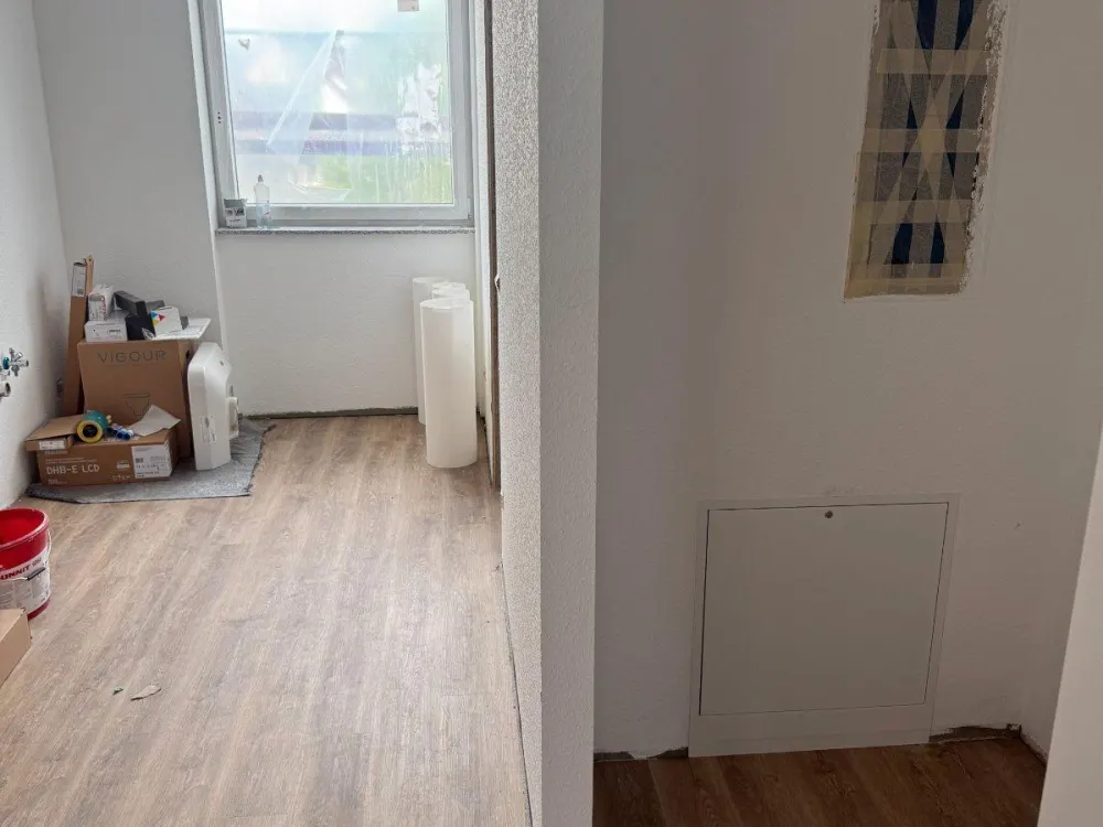 • Erstbezug nach Sanierung 1 Zimmerwohnung