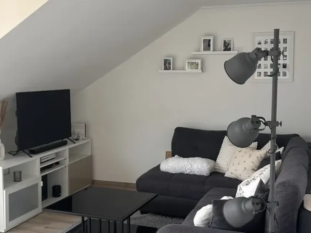 Helles Dachstudio, 2 Zimmer, 53 m², Pulheim Zentralort