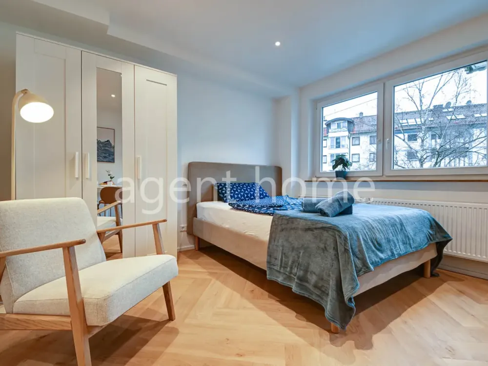 FURNISHED - URBAN LIVING - Modern Apartment Near City Center