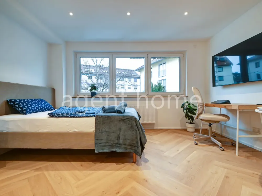 FURNISHED - URBAN LIVING - Modern Apartment Near City Center